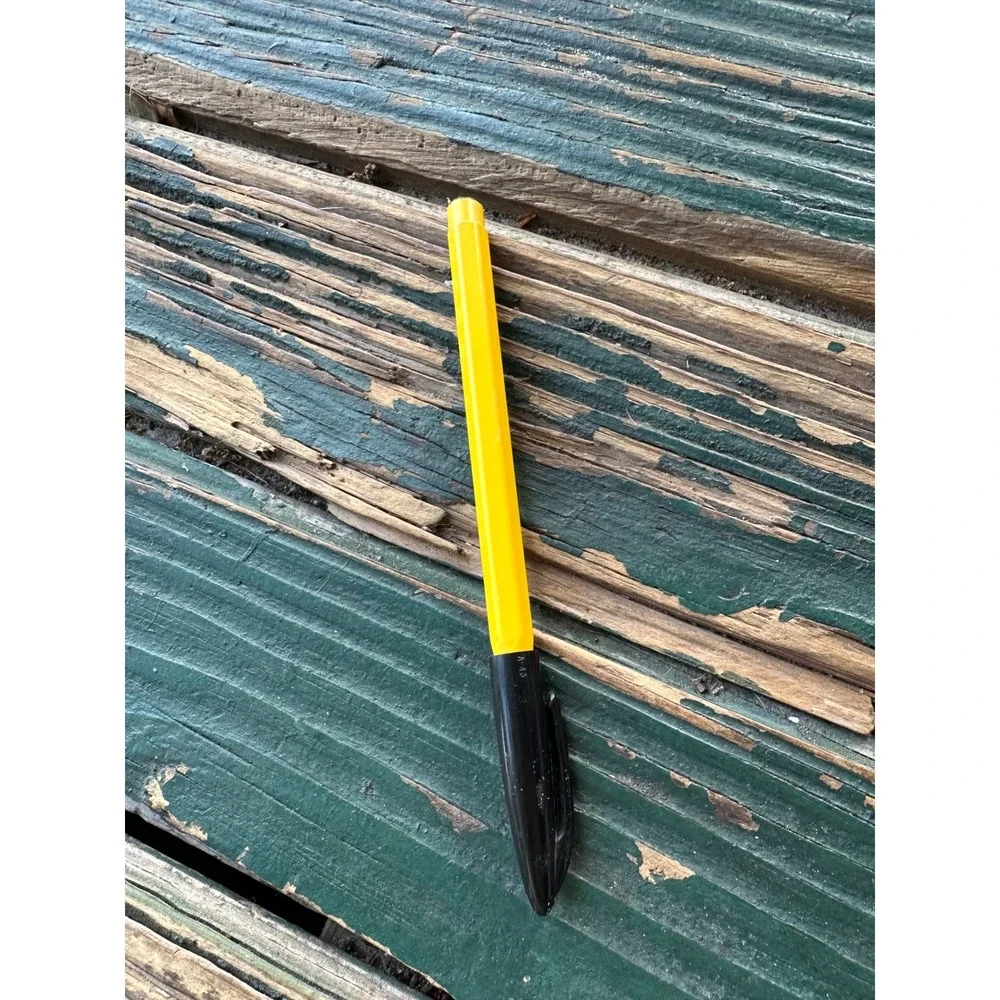 Vintage BIC Banana Porous‎ Pen FL-29 Yellow Black Felt Tip Made in USA Retro 70s